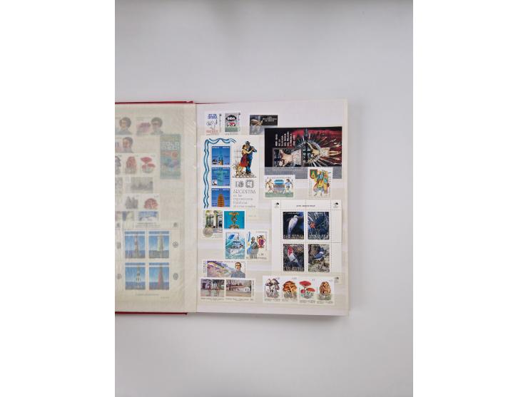 1858/1997, used, unused and mint never hinged collection, including some better issues, like Mi.-Nr. 152, 200-201, 337-41 unu