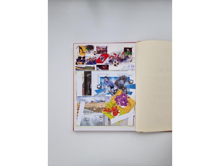 1858/1997, used, unused and mint never hinged collection, including some better issues, like Mi.-Nr. 152, 200-201, 337-41 unu