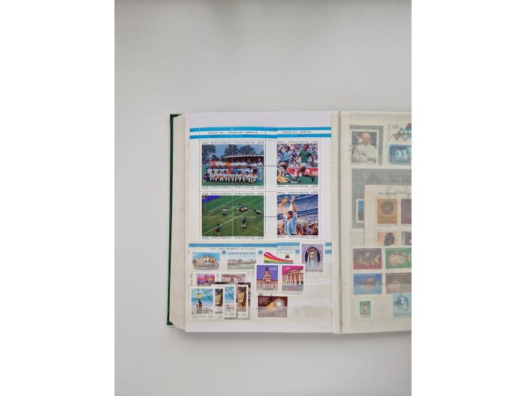 1858/1997, used, unused and mint never hinged collection, including some better issues, like Mi.-Nr. 152, 200-201, 337-41 unu