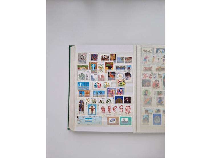 1858/1997, used, unused and mint never hinged collection, including some better issues, like Mi.-Nr. 152, 200-201, 337-41 unu