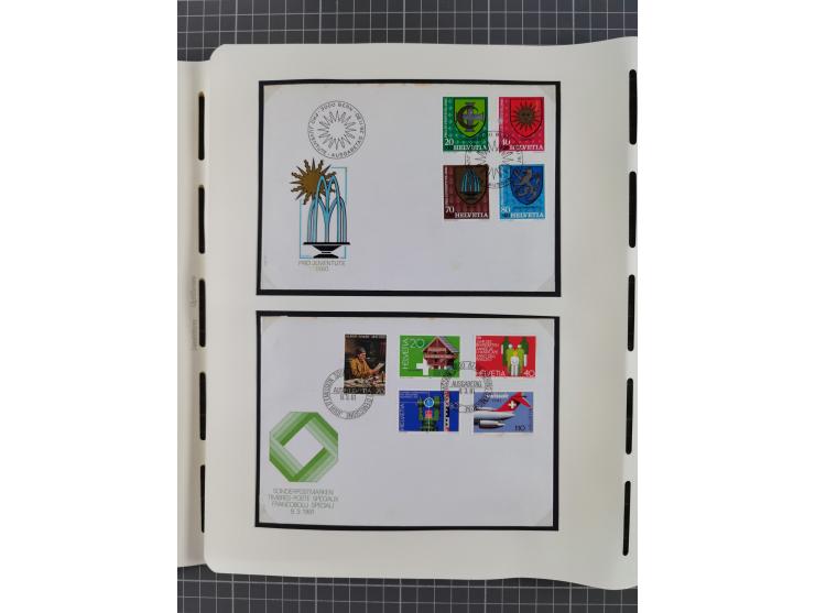 1850/2011, vorwiegend gestempelte Sammlung mit einigen Briefen, dabei Block 1 auf R-Brief, &nbsp;Block 2 mit Ersttagsstempel,