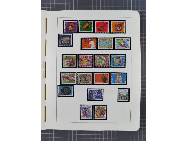 1850/2011, vorwiegend gestempelte Sammlung mit einigen Briefen, dabei Block 1 auf R-Brief, &nbsp;Block 2 mit Ersttagsstempel,