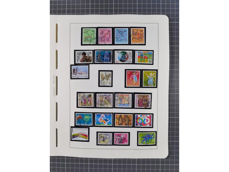 1850/2011, vorwiegend gestempelte Sammlung mit einigen Briefen, dabei Block 1 auf R-Brief, &nbsp;Block 2 mit Ersttagsstempel,