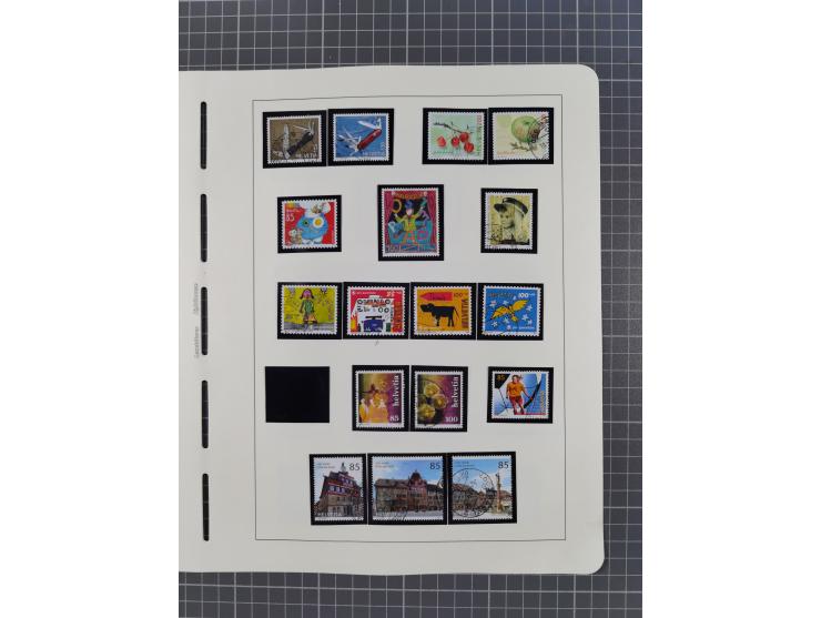 1850/2011, vorwiegend gestempelte Sammlung mit einigen Briefen, dabei Block 1 auf R-Brief, &nbsp;Block 2 mit Ersttagsstempel,