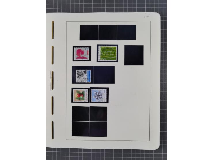 1850/2011, vorwiegend gestempelte Sammlung mit einigen Briefen, dabei Block 1 auf R-Brief, &nbsp;Block 2 mit Ersttagsstempel,