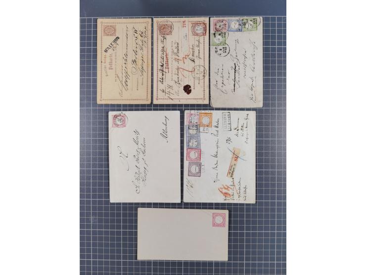 1872/74, 24 Ganzsachenkarten und Umschläge mit Zufrankaturen, interessanten Stempeln und Verwendungen. Dabei u.a. P2 fremdver