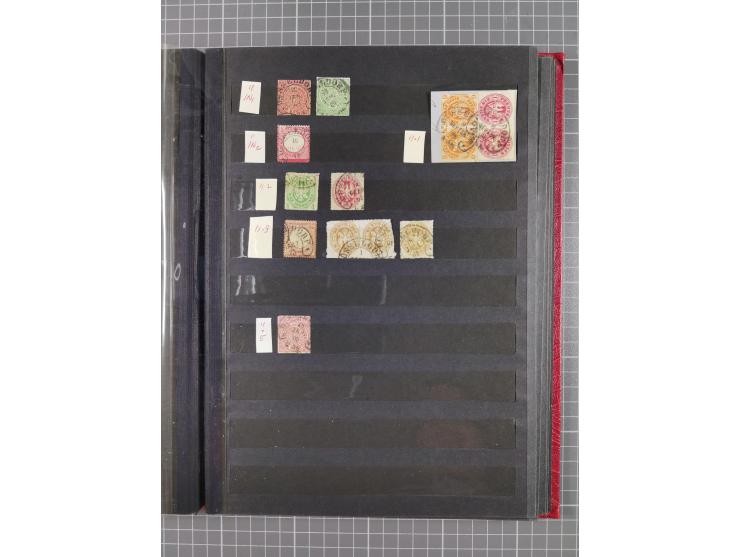 BERLIN-WESEL, kleine gestempelte Sammlung mit ca. 200 Werten, dabei u.a. Mi.-Nr. 1 im waagerechten Paar “WESEL” sowie "STRASS