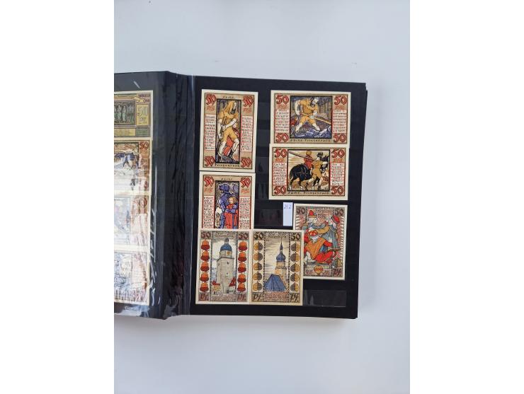 Notgeld-Serienscheine, saubere Sammlung in 16 meist dicken Steckalben, sauber nach Orten und Serien sortiert, überschlägig et