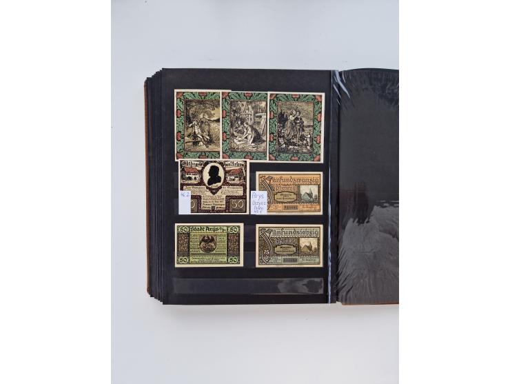 Notgeld-Serienscheine, saubere Sammlung in 16 meist dicken Steckalben, sauber nach Orten und Serien sortiert, überschlägig et