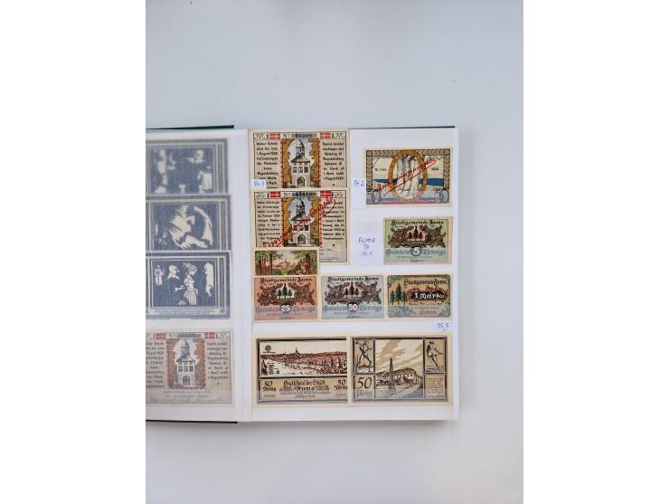 Notgeld-Serienscheine, saubere Sammlung in 16 meist dicken Steckalben, sauber nach Orten und Serien sortiert, überschlägig et