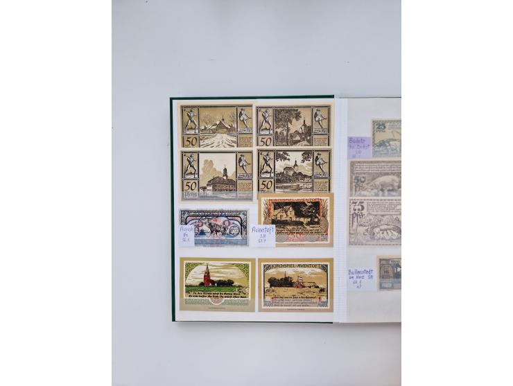 Notgeld-Serienscheine, saubere Sammlung in 16 meist dicken Steckalben, sauber nach Orten und Serien sortiert, überschlägig et