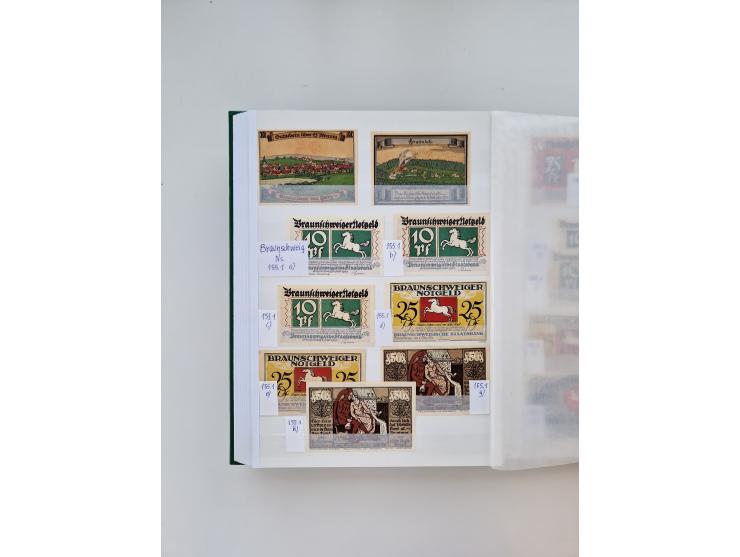 Notgeld-Serienscheine, saubere Sammlung in 16 meist dicken Steckalben, sauber nach Orten und Serien sortiert, überschlägig et