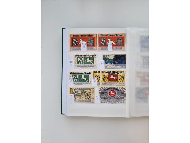 Notgeld-Serienscheine, saubere Sammlung in 16 meist dicken Steckalben, sauber nach Orten und Serien sortiert, überschlägig et