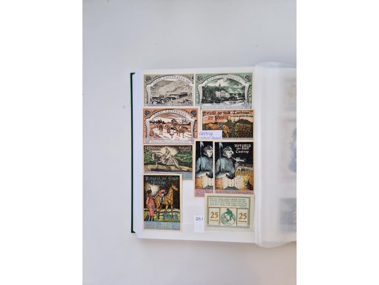 Notgeld-Serienscheine, saubere Sammlung in 16 meist dicken Steckalben, sauber nach Orten und Serien sortiert, überschlägig et