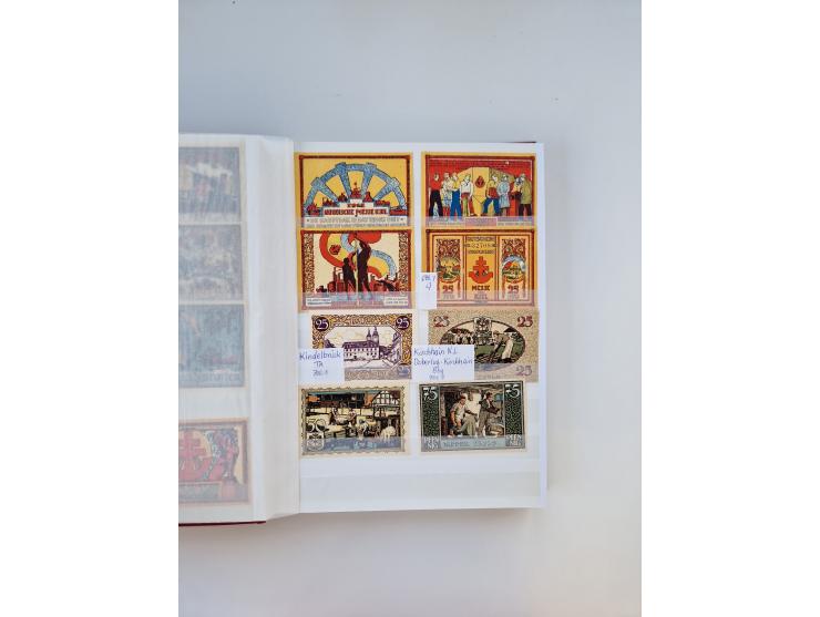 Notgeld-Serienscheine, saubere Sammlung in 16 meist dicken Steckalben, sauber nach Orten und Serien sortiert, überschlägig et