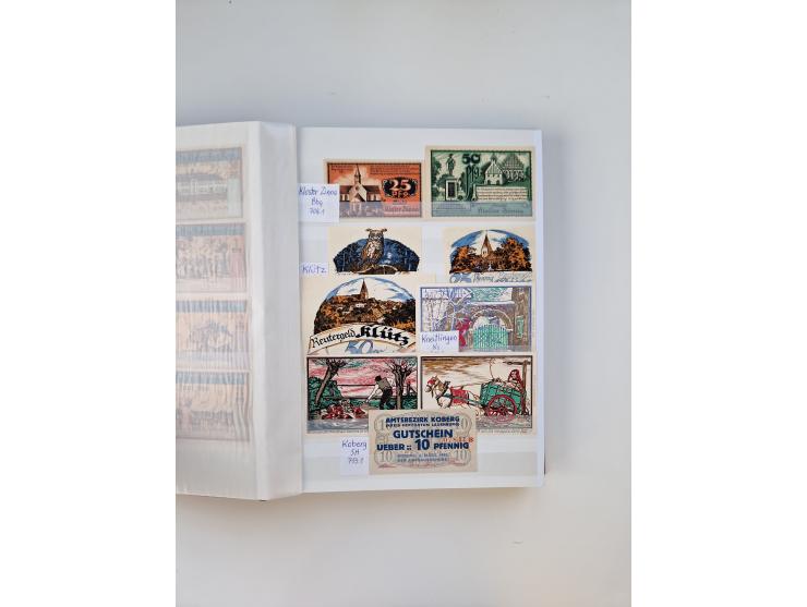 Notgeld-Serienscheine, saubere Sammlung in 16 meist dicken Steckalben, sauber nach Orten und Serien sortiert, überschlägig et