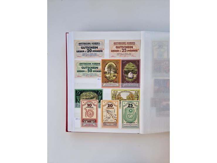 Notgeld-Serienscheine, saubere Sammlung in 16 meist dicken Steckalben, sauber nach Orten und Serien sortiert, überschlägig et