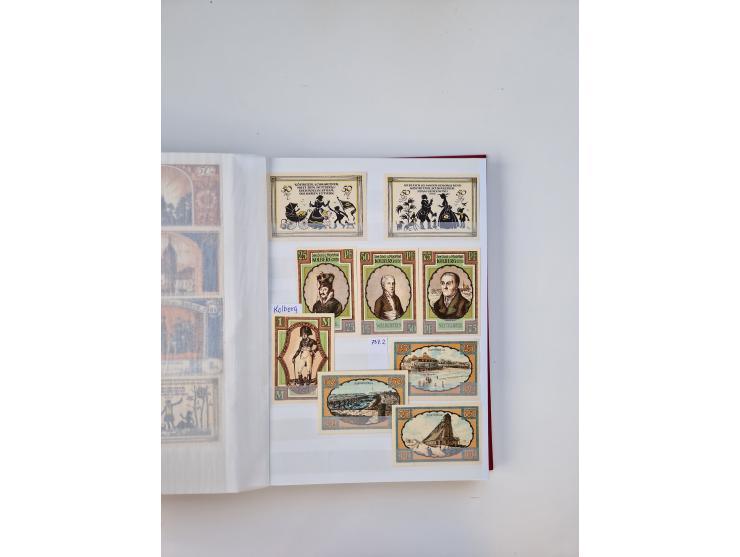 Notgeld-Serienscheine, saubere Sammlung in 16 meist dicken Steckalben, sauber nach Orten und Serien sortiert, überschlägig et