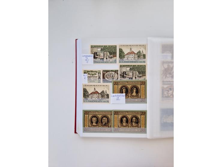 Notgeld-Serienscheine, saubere Sammlung in 16 meist dicken Steckalben, sauber nach Orten und Serien sortiert, überschlägig et