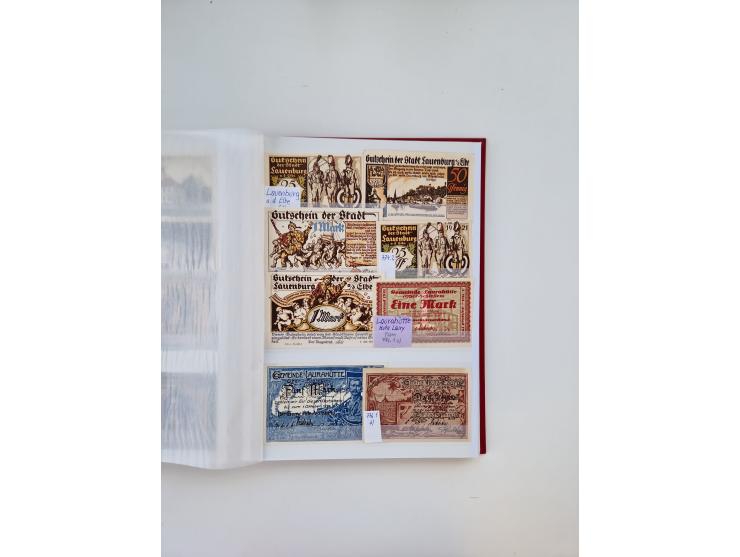 Notgeld-Serienscheine, saubere Sammlung in 16 meist dicken Steckalben, sauber nach Orten und Serien sortiert, überschlägig et