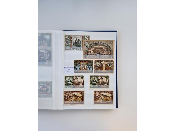 Notgeld-Serienscheine, saubere Sammlung in 16 meist dicken Steckalben, sauber nach Orten und Serien sortiert, überschlägig et