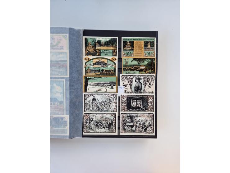 Notgeld-Serienscheine, saubere Sammlung in 16 meist dicken Steckalben, sauber nach Orten und Serien sortiert, überschlägig et