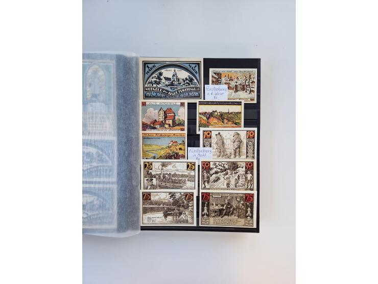 Notgeld-Serienscheine, saubere Sammlung in 16 meist dicken Steckalben, sauber nach Orten und Serien sortiert, überschlägig et