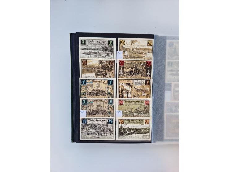 Notgeld-Serienscheine, saubere Sammlung in 16 meist dicken Steckalben, sauber nach Orten und Serien sortiert, überschlägig et