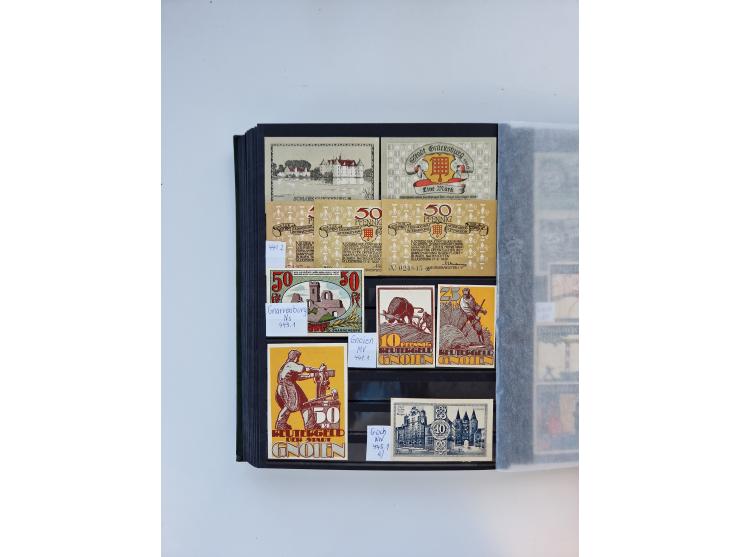 Notgeld-Serienscheine, saubere Sammlung in 16 meist dicken Steckalben, sauber nach Orten und Serien sortiert, überschlägig et