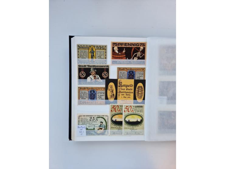 Notgeld-Serienscheine, saubere Sammlung in 16 meist dicken Steckalben, sauber nach Orten und Serien sortiert, überschlägig et
