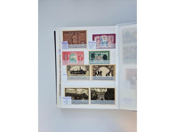 Notgeld-Serienscheine, saubere Sammlung in 16 meist dicken Steckalben, sauber nach Orten und Serien sortiert, überschlägig et