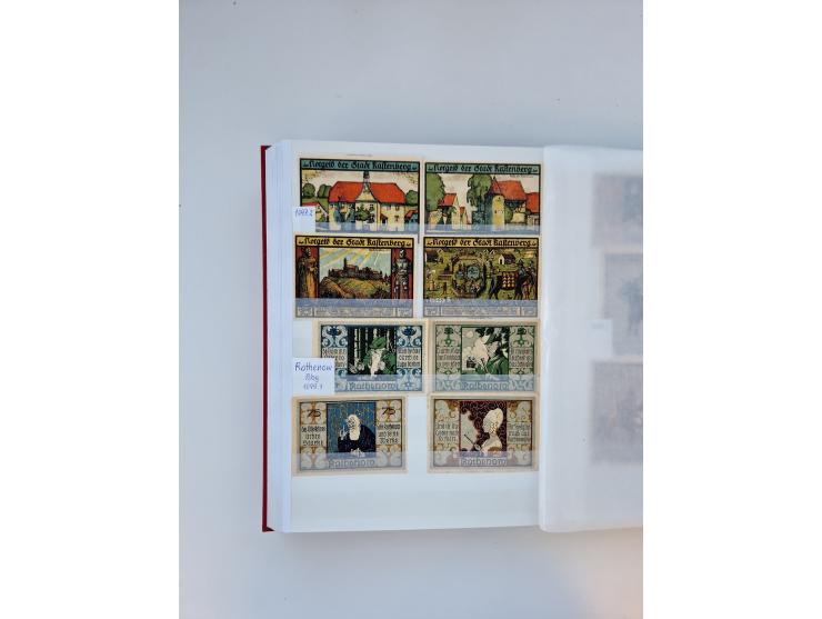 Notgeld-Serienscheine, saubere Sammlung in 16 meist dicken Steckalben, sauber nach Orten und Serien sortiert, überschlägig et