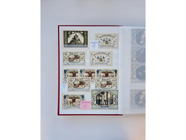 Notgeld-Serienscheine, saubere Sammlung in 16 meist dicken Steckalben, sauber nach Orten und Serien sortiert, überschlägig et