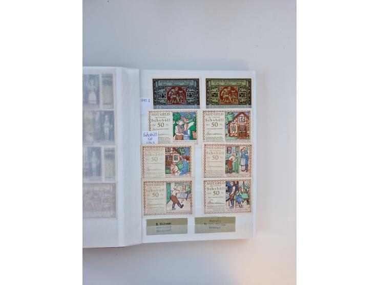 Notgeld-Serienscheine, saubere Sammlung in 16 meist dicken Steckalben, sauber nach Orten und Serien sortiert, überschlägig et