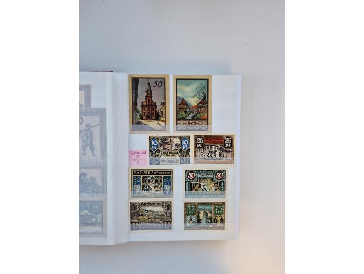 Notgeld-Serienscheine, saubere Sammlung in 16 meist dicken Steckalben, sauber nach Orten und Serien sortiert, überschlägig et