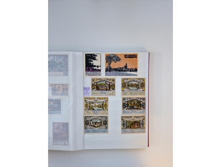 Notgeld-Serienscheine, saubere Sammlung in 16 meist dicken Steckalben, sauber nach Orten und Serien sortiert, überschlägig et