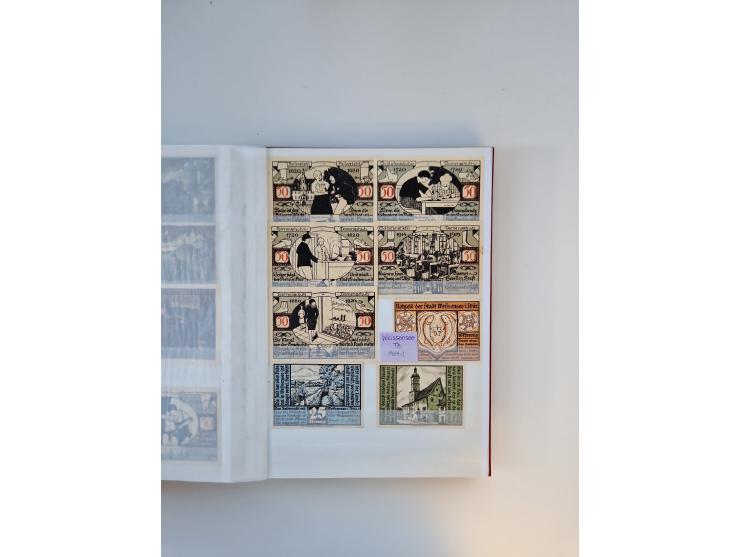 Notgeld-Serienscheine, saubere Sammlung in 16 meist dicken Steckalben, sauber nach Orten und Serien sortiert, überschlägig et