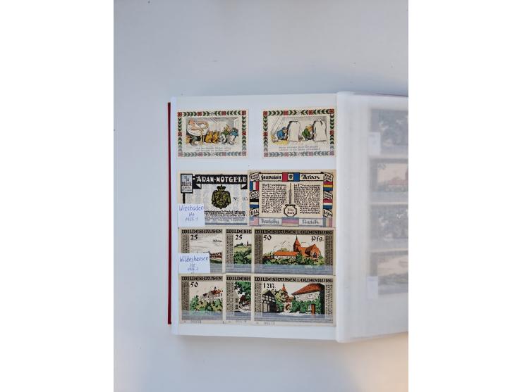 Notgeld-Serienscheine, saubere Sammlung in 16 meist dicken Steckalben, sauber nach Orten und Serien sortiert, überschlägig et