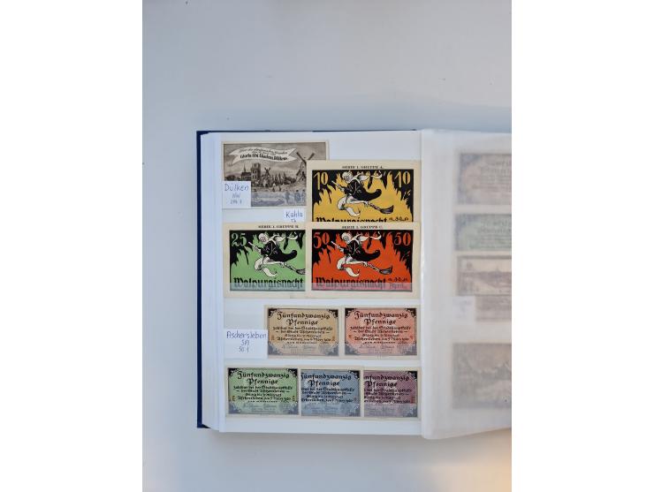 Notgeld-Serienscheine, saubere Sammlung in 16 meist dicken Steckalben, sauber nach Orten und Serien sortiert, überschlägig et