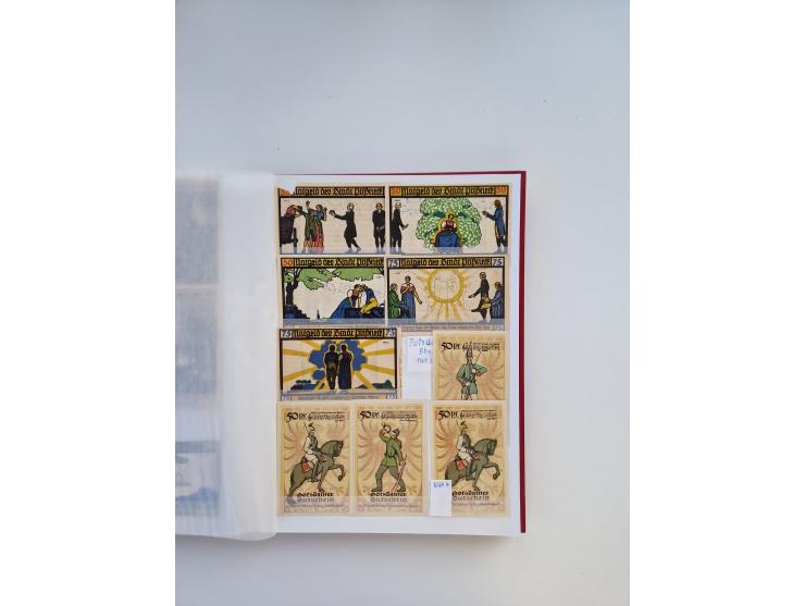 Notgeld-Serienscheine, saubere Sammlung in 16 meist dicken Steckalben, sauber nach Orten und Serien sortiert, überschlägig et