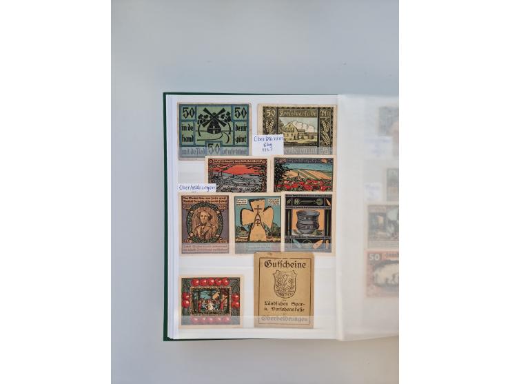 Notgeld-Serienscheine, saubere Sammlung in 16 meist dicken Steckalben, sauber nach Orten und Serien sortiert, überschlägig et