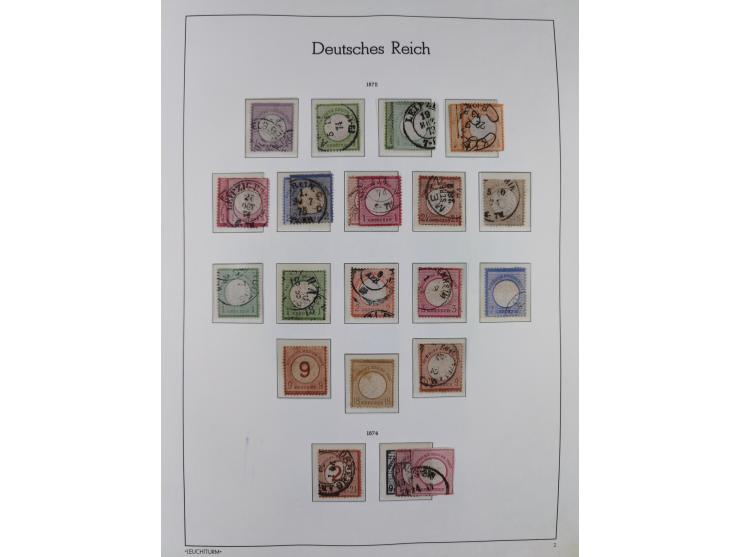 1872/1945, gestempelte Sammlung ab Brustschilde, mit vielen 5 M. Werten, Zeppelinen, Blocks und Dienstmarken, meist gute Erha