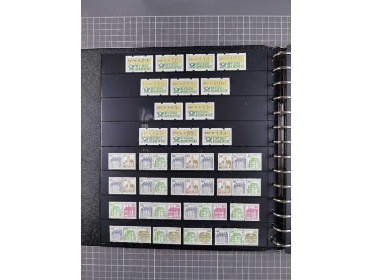 1949/92, postfrische, in den Hauptnummern augenscheinlich komplette Sammlung, dazu einige Markenheftchen etc., meist gute Erh