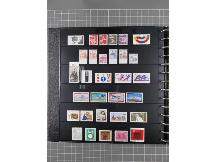 1949/92, postfrische, in den Hauptnummern augenscheinlich komplette Sammlung, dazu einige Markenheftchen etc., meist gute Erh