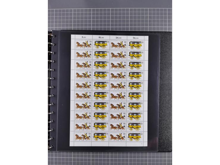 1949/92, postfrische, in den Hauptnummern augenscheinlich komplette Sammlung, dazu einige Markenheftchen etc., meist gute Erh