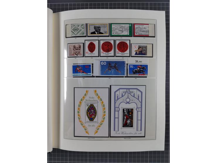 1949/92, vorwiegend postfrische, in den Hauptnummern augenscheinlich komplette Sammlung, teils sign. Schlegel BPP, meist gute