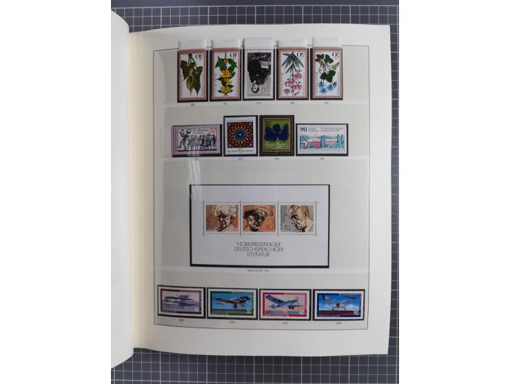 1949/92, vorwiegend postfrische, in den Hauptnummern augenscheinlich komplette Sammlung, teils sign. Schlegel BPP, meist gute