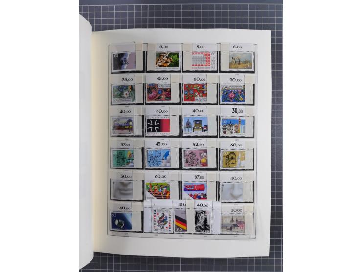 1949/92, vorwiegend postfrische, in den Hauptnummern augenscheinlich komplette Sammlung, teils sign. Schlegel BPP, meist gute