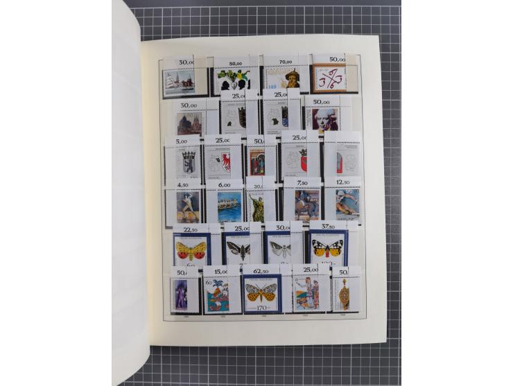 1949/92, vorwiegend postfrische, in den Hauptnummern augenscheinlich komplette Sammlung, teils sign. Schlegel BPP, meist gute