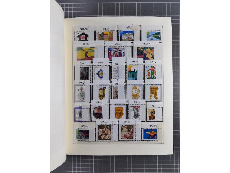 1949/92, vorwiegend postfrische, in den Hauptnummern augenscheinlich komplette Sammlung, teils sign. Schlegel BPP, meist gute